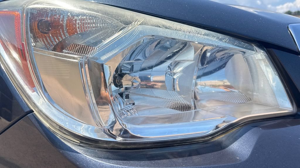 Used 2014 Subaru Forester 2.5i AWD/4WD image 17