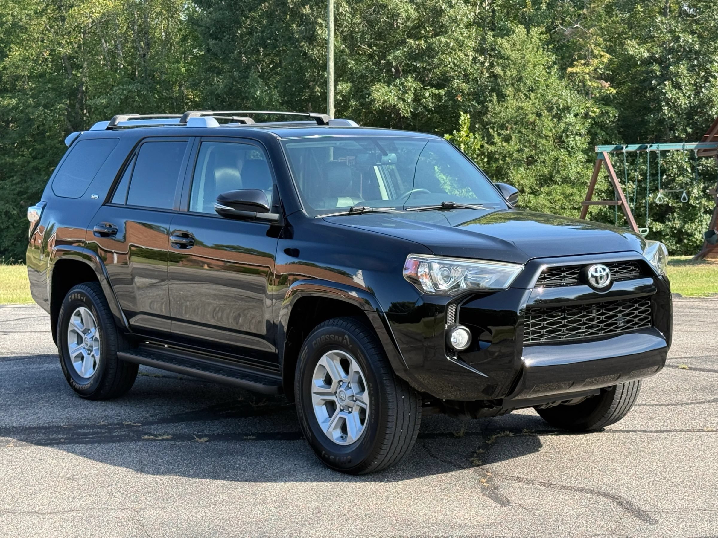 Used 2016 Toyota 4Runner SR5 Premium AWD/4WD image 4