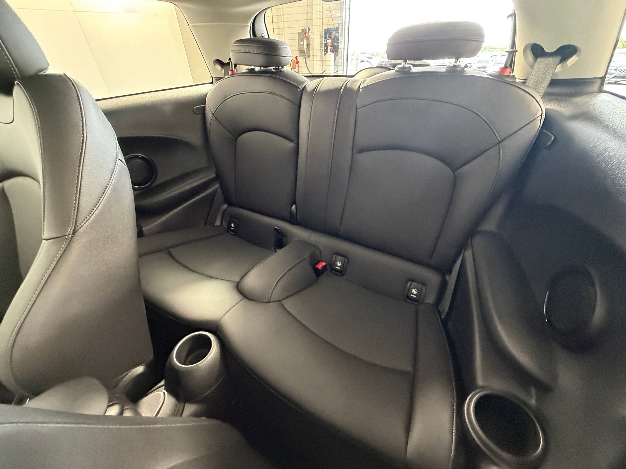 Used 2023 MINI Cooper S image 29