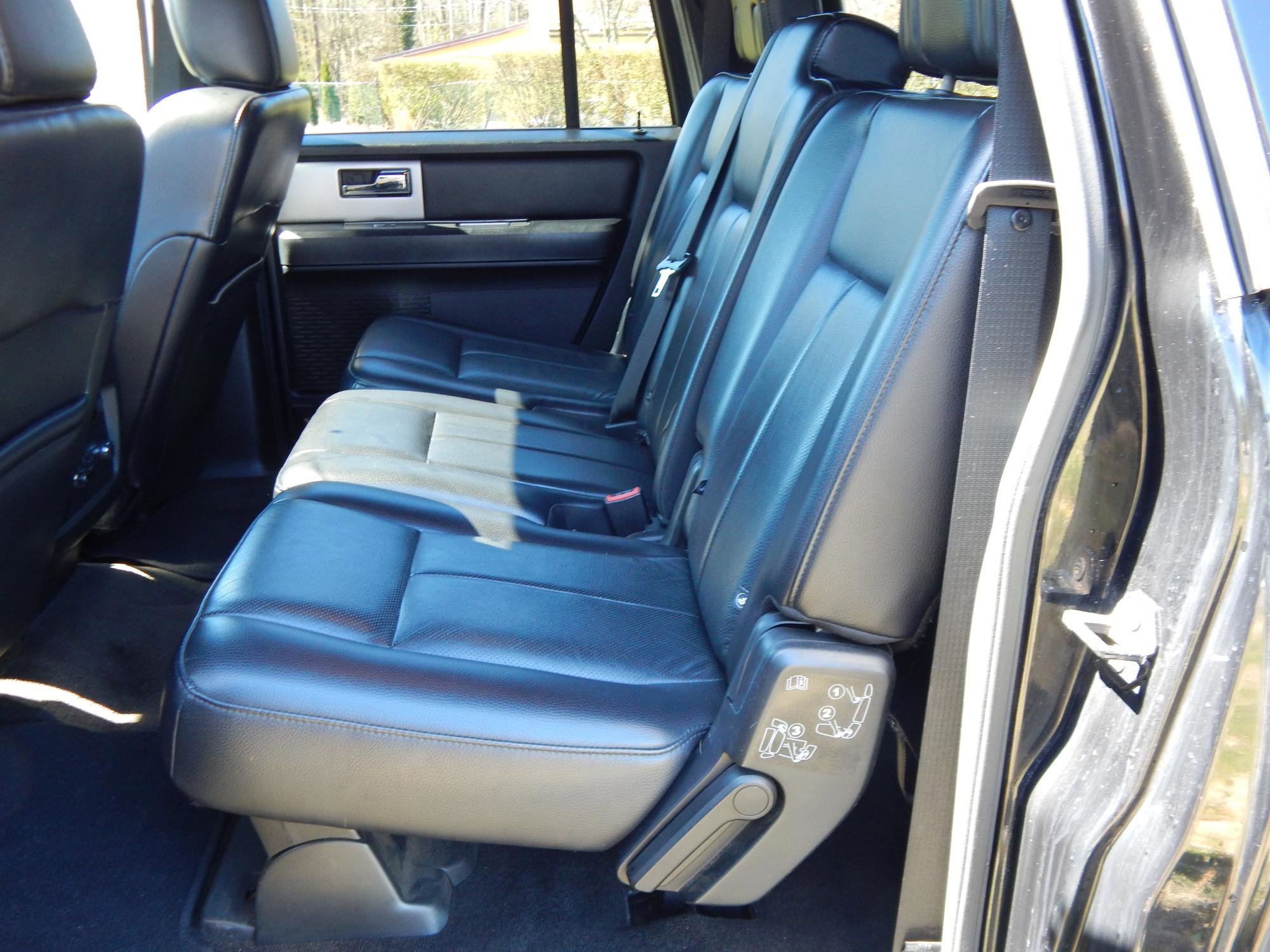 Used 2017 Ford Expedition EL XLT w/ Equipment Group 202A image 13