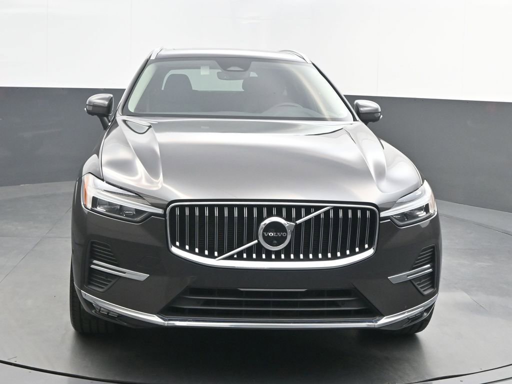 Certified 2023 Volvo XC60 B5 Plus w/ Protection Package Premier image 10