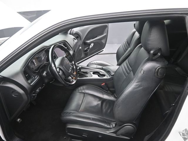 Used 2021 Dodge Challenger SXT w/ Blacktop Package image 10