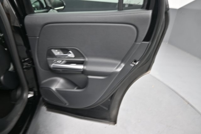 Used 2022 Mercedes-Benz GLA 250 4MATIC image 27