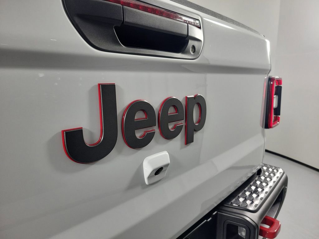Used 2025 Jeep Gladiator Rubicon image 6