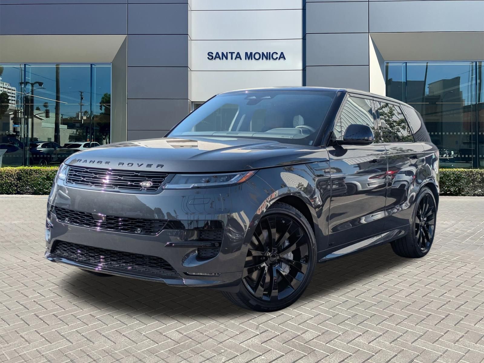 New 2026 Land Rover Range Rover Sport Dynamic SE