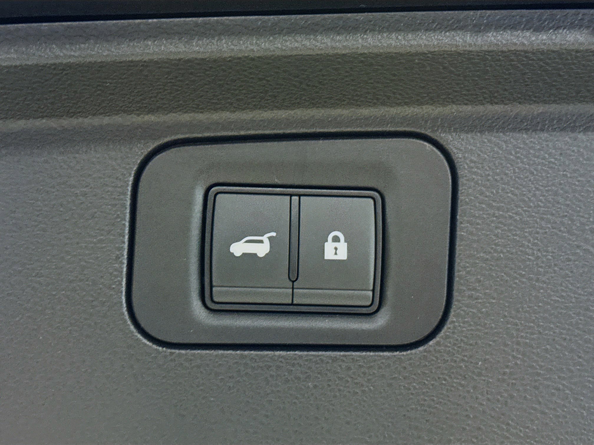 New 2026 Nissan Armada SL w/ Captain's Chari Seat Package image 26