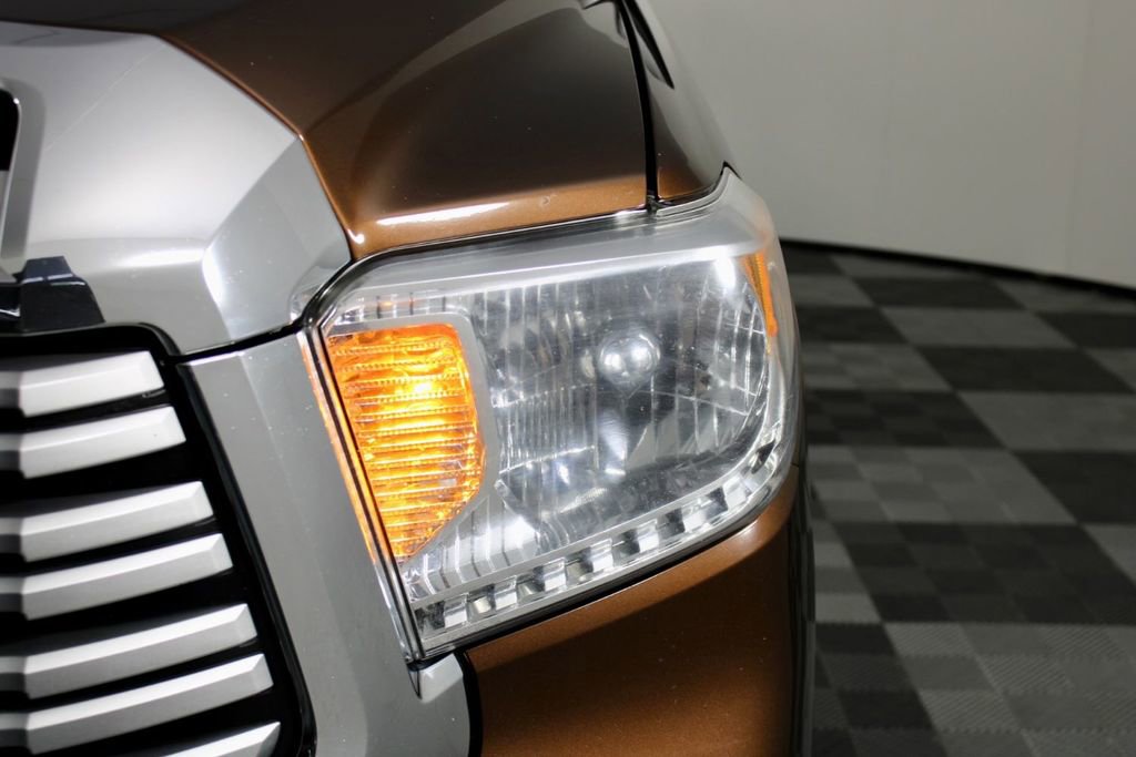 Used 2015 Toyota Tundra Limited w/ T3 Package image 3