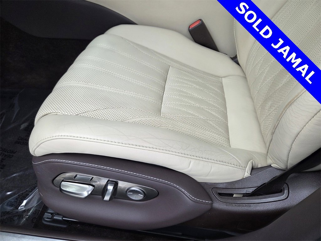 Used 2019 Lexus LS 500 image 31