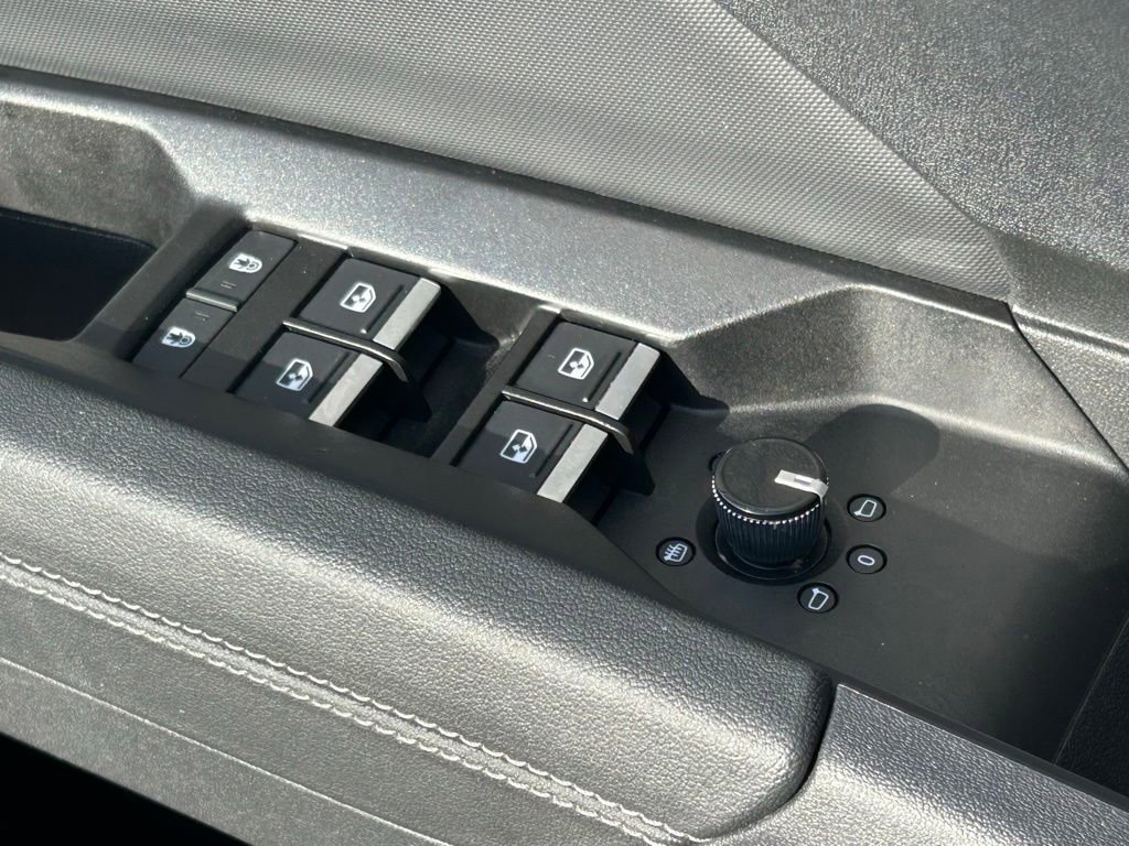 Used 2024 Audi Q4 e-tron Premium w/ Convenience Package image 69