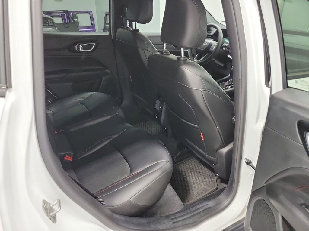 Used 2026 Jeep Compass Trailhawk AWD/4WD image 18
