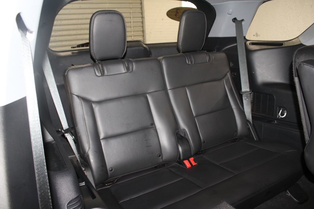 Used 2023 Ford Explorer XLT w/ Equipment Group 202A image 36