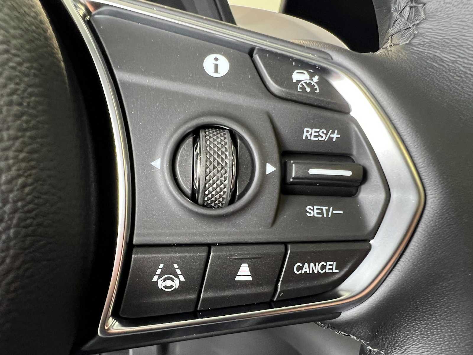 New 2026 Acura RDX SH-AWD image 19