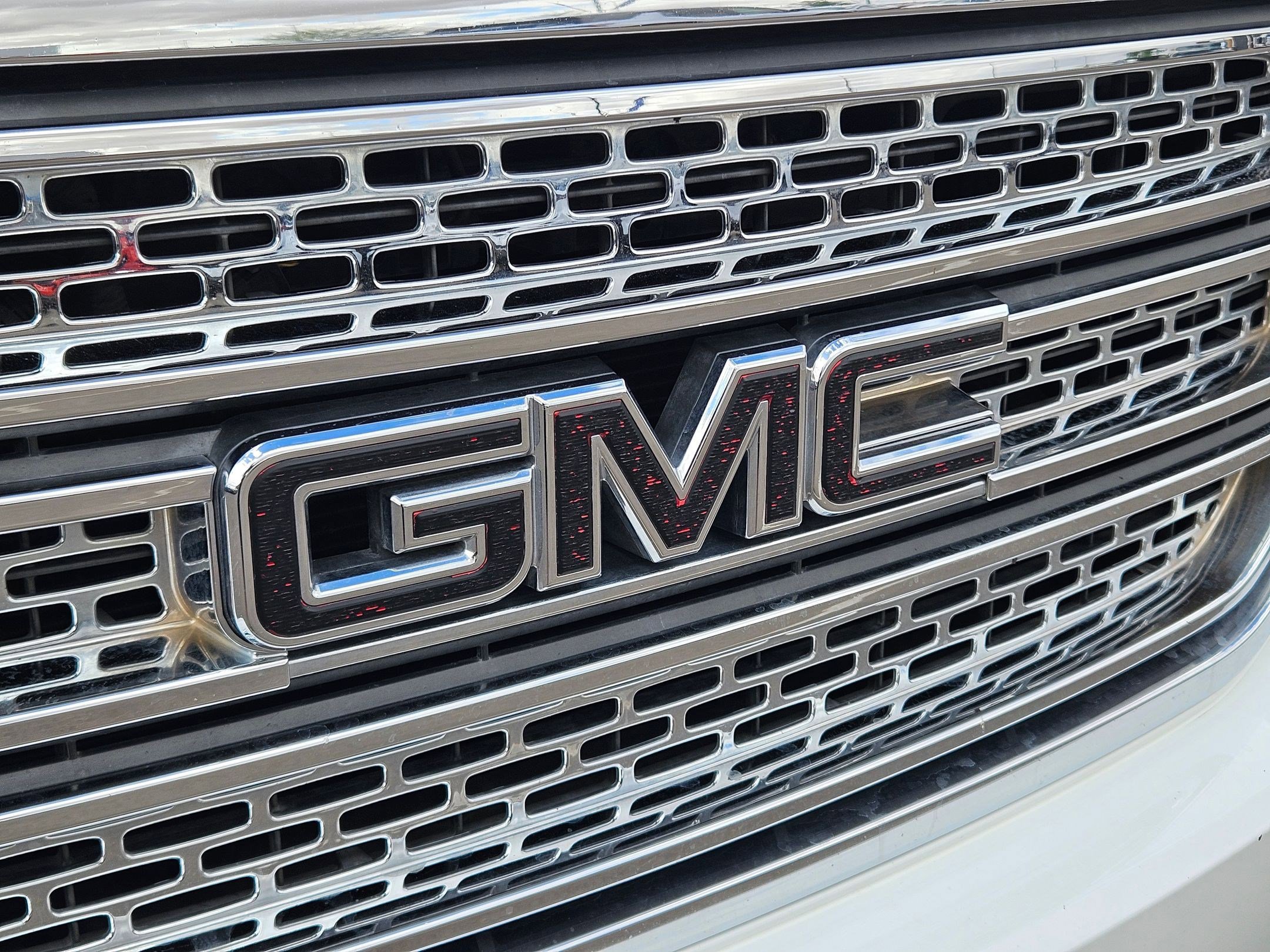 Used 2015 GMC Yukon SLE w/ Convenience Package RWD image 10
