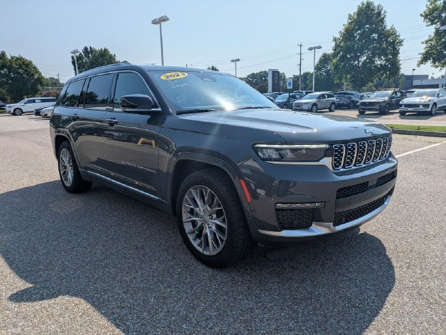 Used 2023 Jeep Grand Cherokee L Summit AWD/4WD image 9