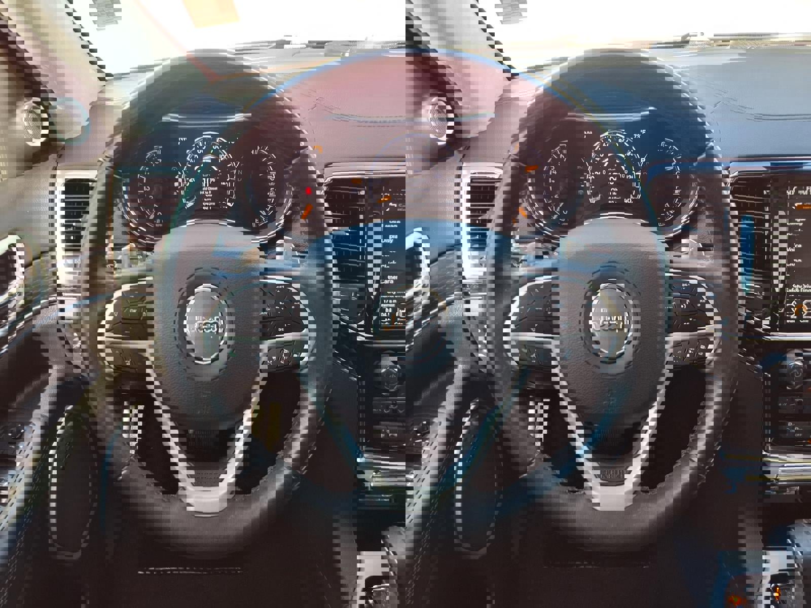 Used 2020 Jeep Grand Cherokee Summit image 14