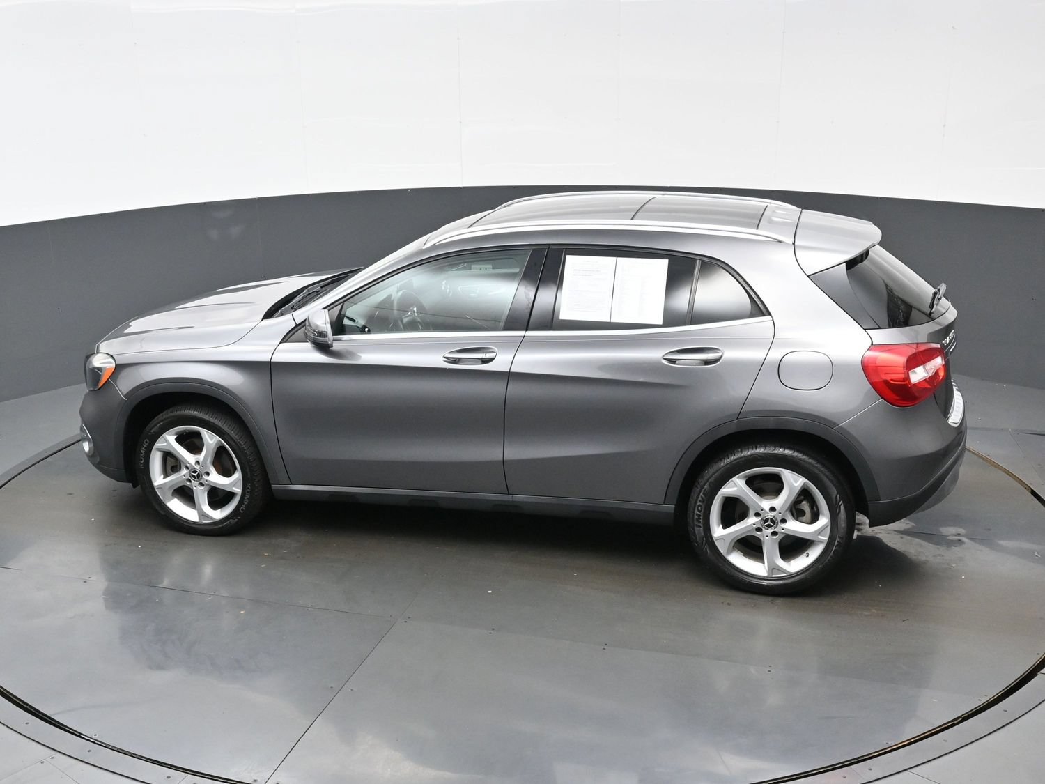 Used 2018 Mercedes-Benz GLA 250 image 35