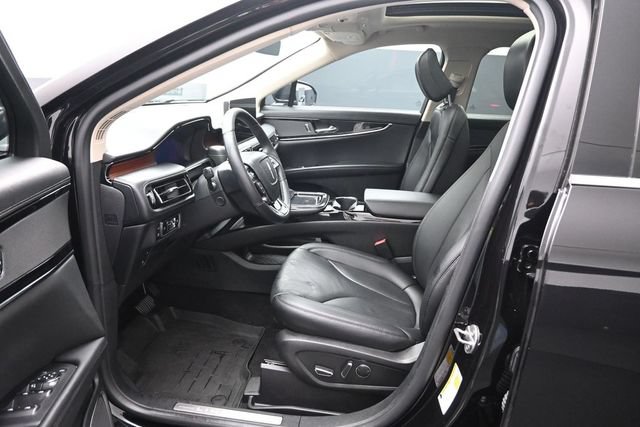 Certified 2023 Lincoln Nautilus Reserve FWD image 10