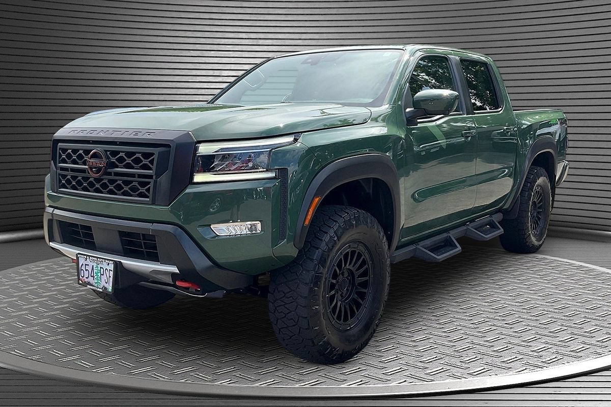 Used 2023 Nissan Frontier PRO-4X w/ Pro Convenience Package AWD/4WD image 3