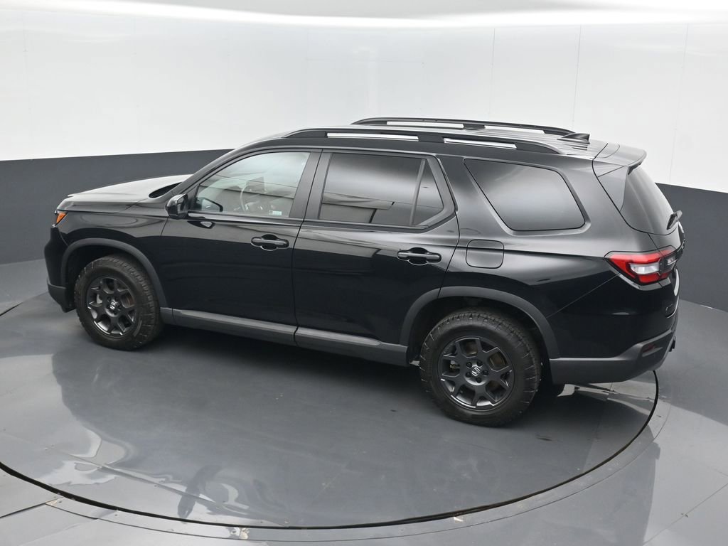 Used 2024 Honda Pilot TrailSport image 15