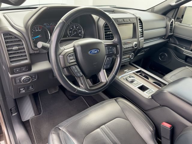Used 2018 Ford Expedition Limited w/ Equipment Group 302A RWD image 16