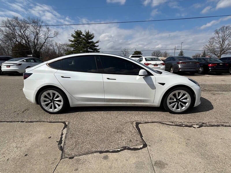 Used 2021 Tesla Model 3 Long Range image 4