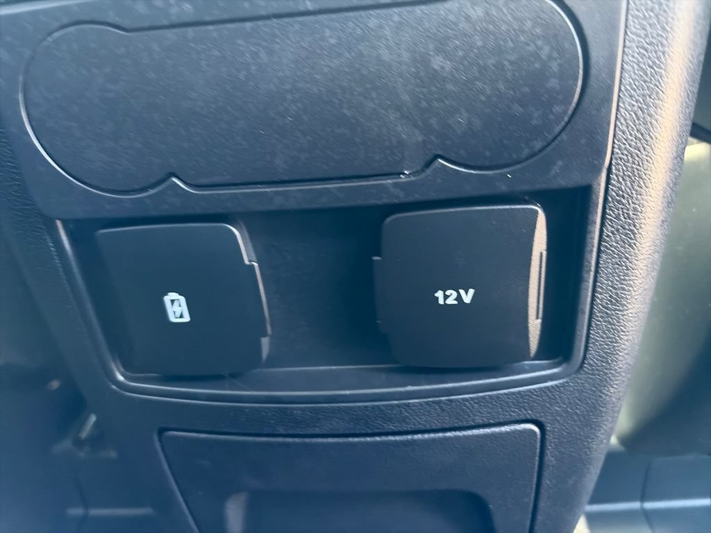 Used 2024 Ford Explorer XLT w/ Equipment Group 202A AWD/4WD image 35