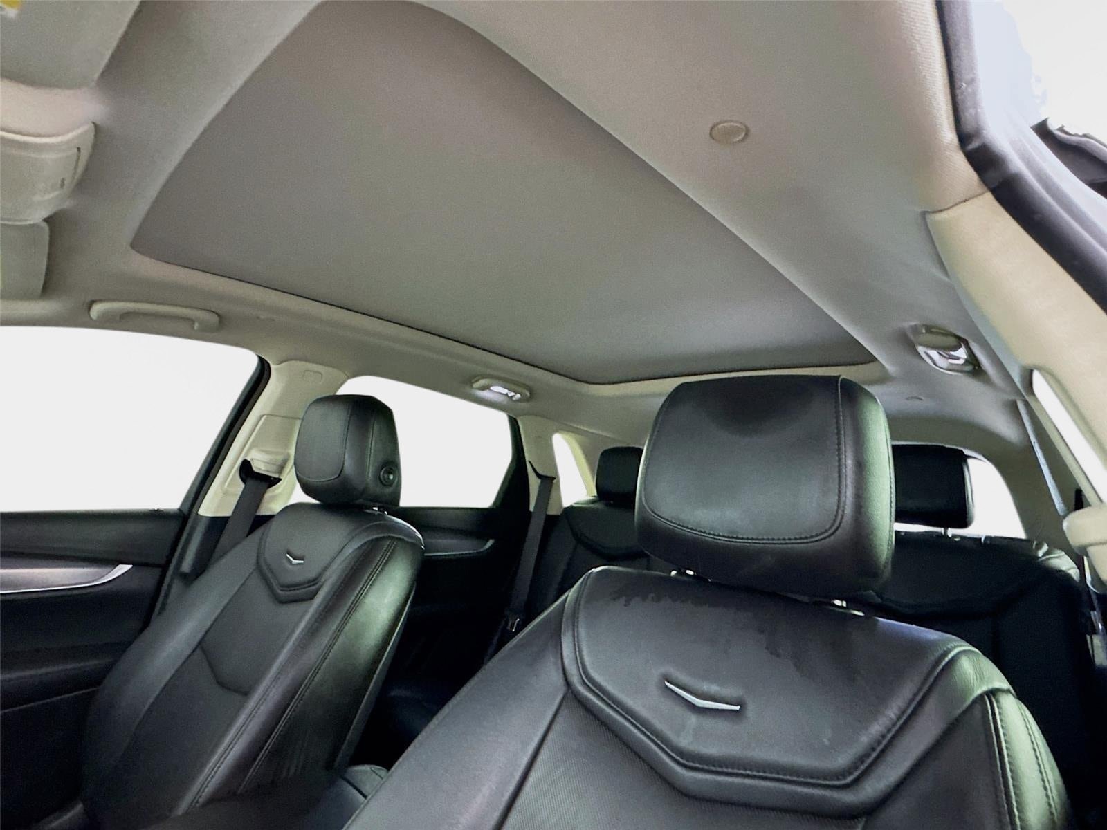 Used 2018 Cadillac XT5 Luxury AWD/4WD image 14