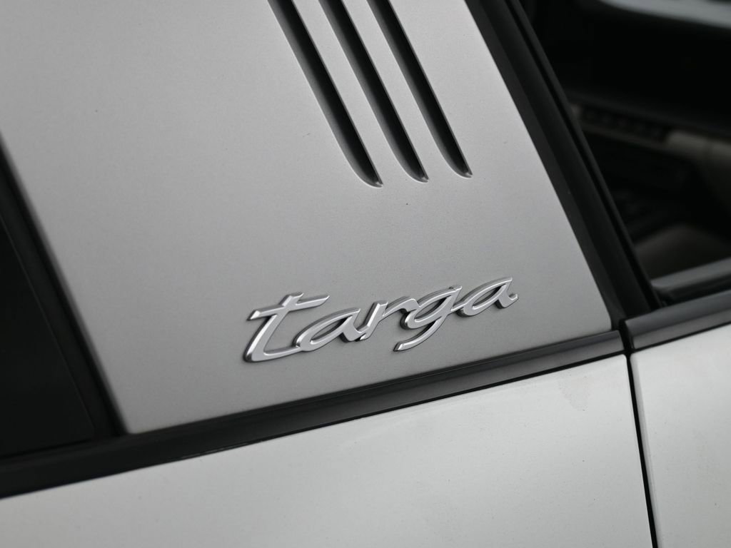 Certified 2021 Porsche 911 Targa 4S image 29