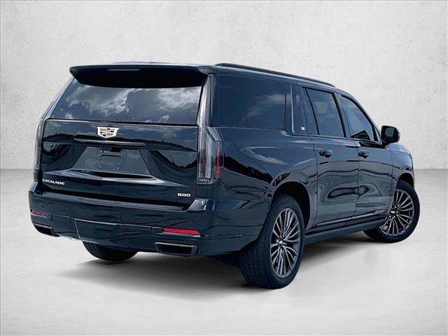 Used 2025 Cadillac Escalade ESV Sport Platinum AWD/4WD image 2