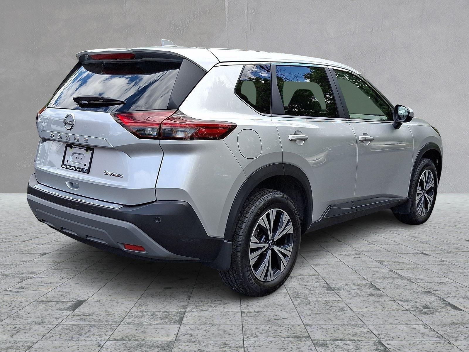 Used 2023 Nissan Rogue SV AWD/4WD image 6