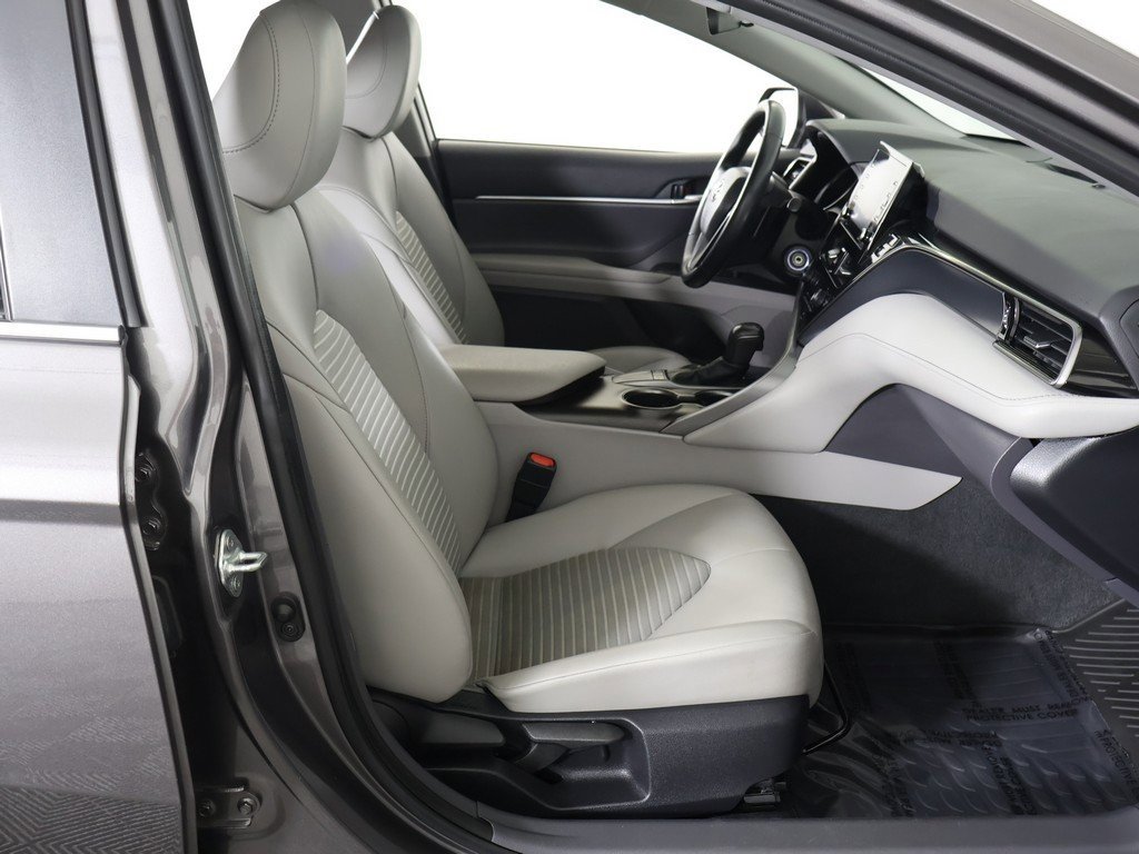 Used 2023 Toyota Camry SE image 26