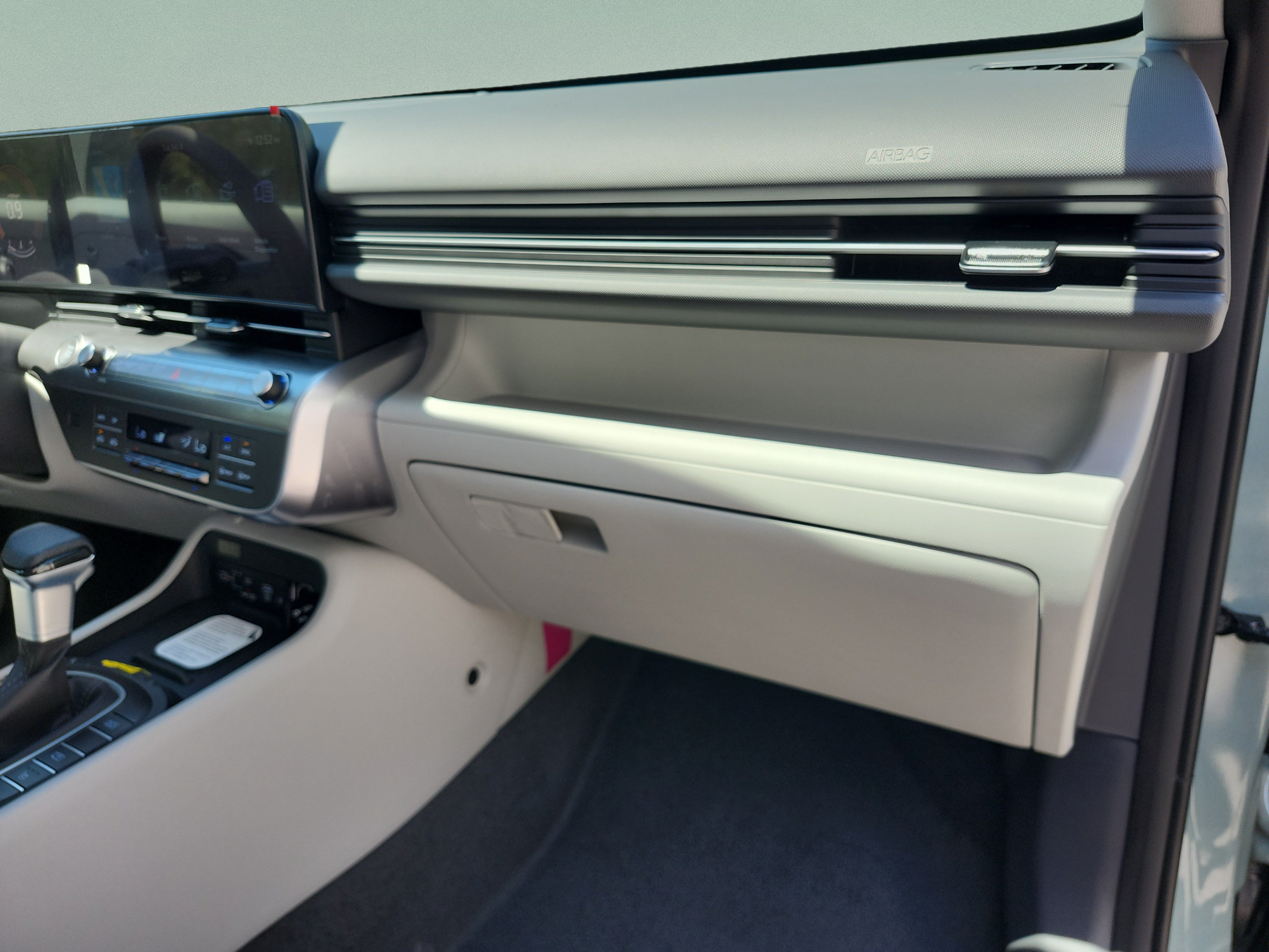 New 2027 Hyundai Kona SEL Sport FWD image 18