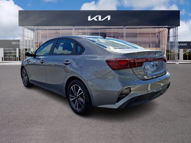 Used 2023 Kia Forte LXS FWD image 4