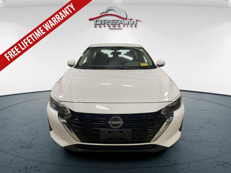 Used 2024 Nissan Sentra SV FWD image 2