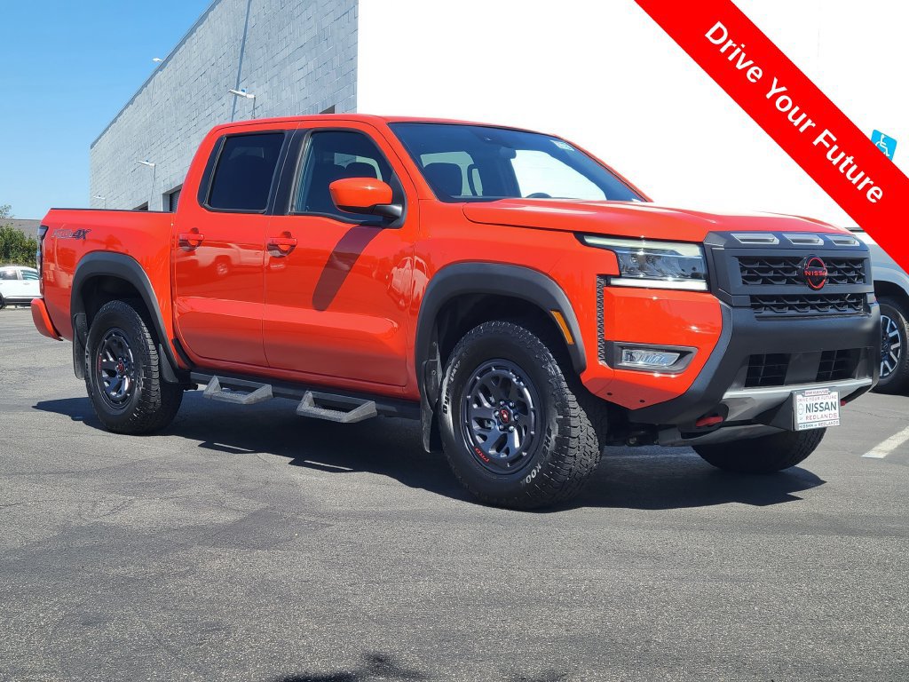 Used 2025 Nissan Frontier PRO-4X w/ Tow Package AWD/4WD image 35