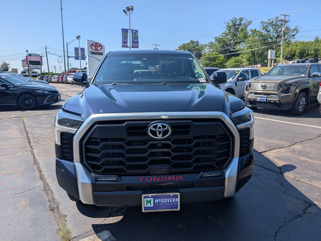 Used 2023 Toyota Tundra Limited w/ TRD Off-Road Package AWD/4WD image 11