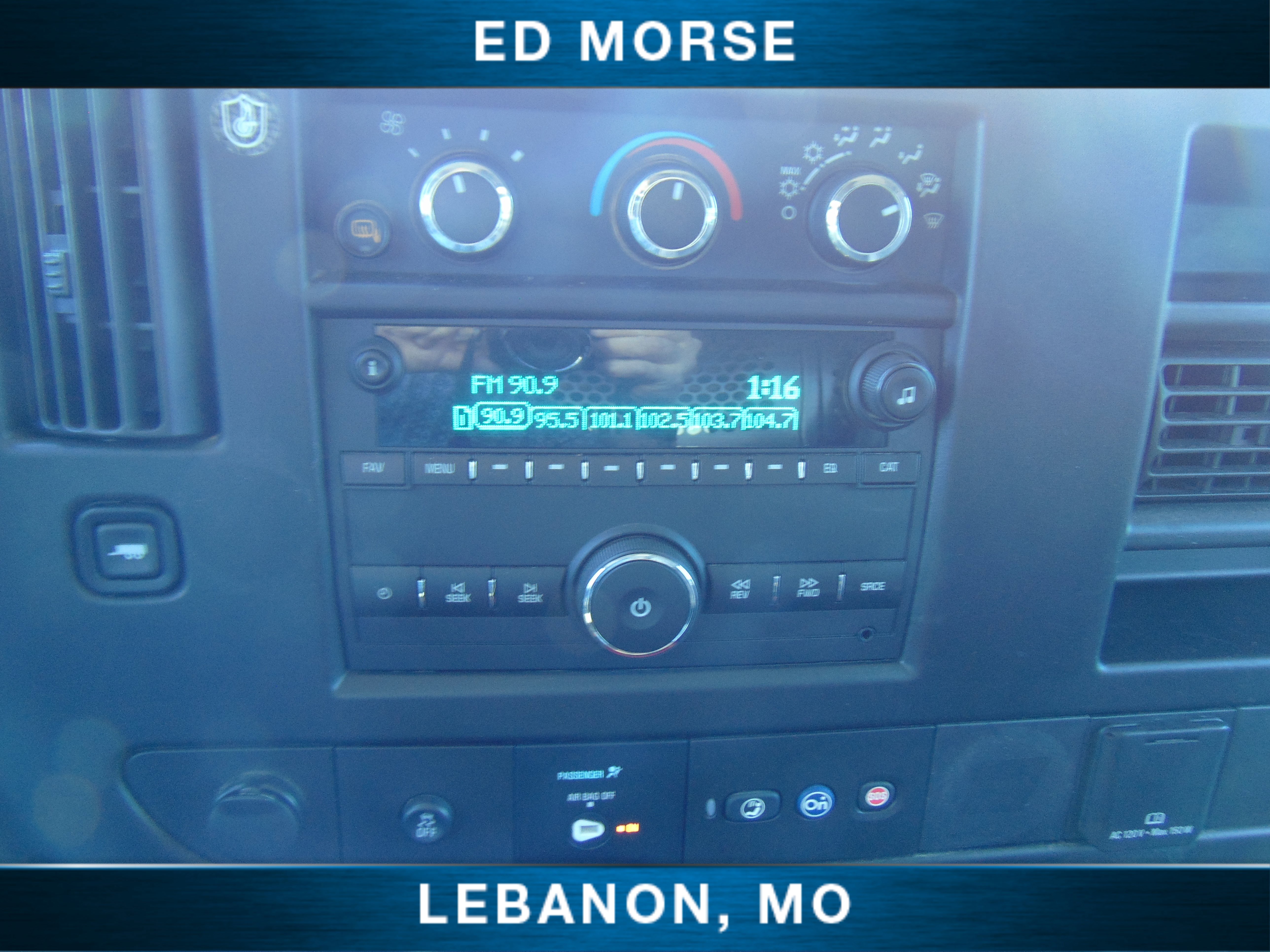 Used 2022 Chevrolet Express 2500 w/ Driver Convenience Package image 20