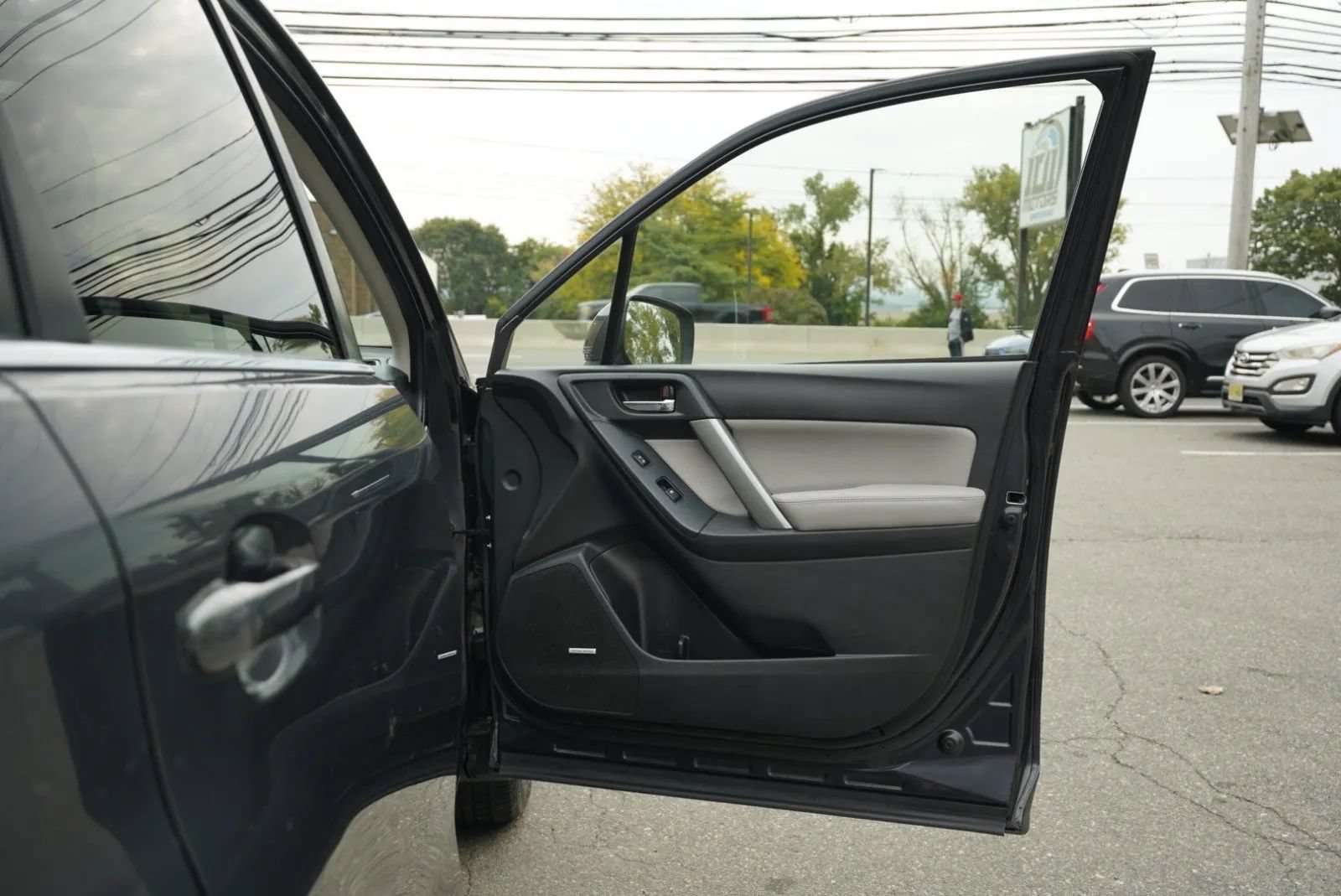 Used 2014 Subaru Forester 2.5i Touring w/ Protection Package #2 AWD/4WD image 38