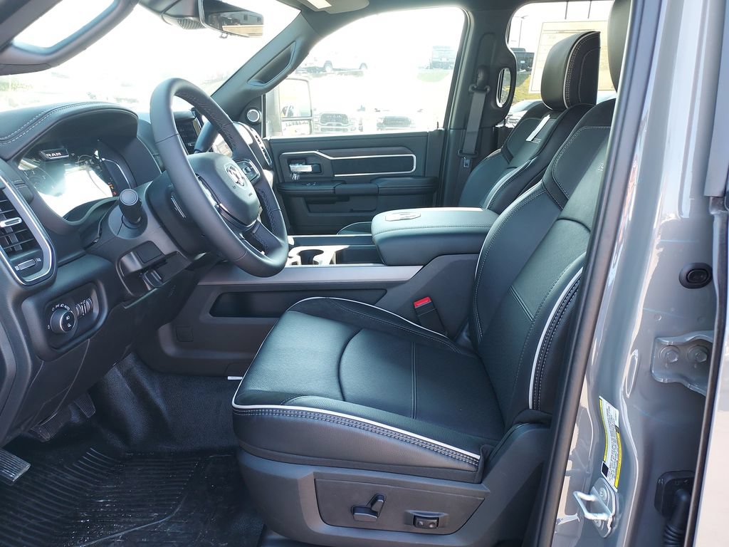 New 2027 RAM 5500 4x4 Crew Cab w/ Laramie Trim Package image 13