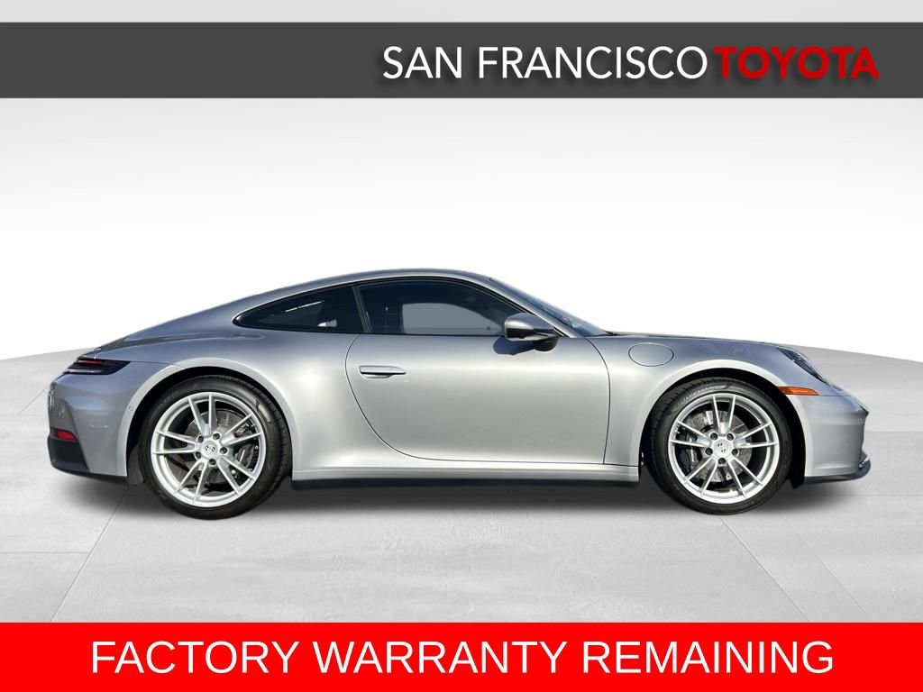 Used 2025 Porsche 911 Carrera image 6