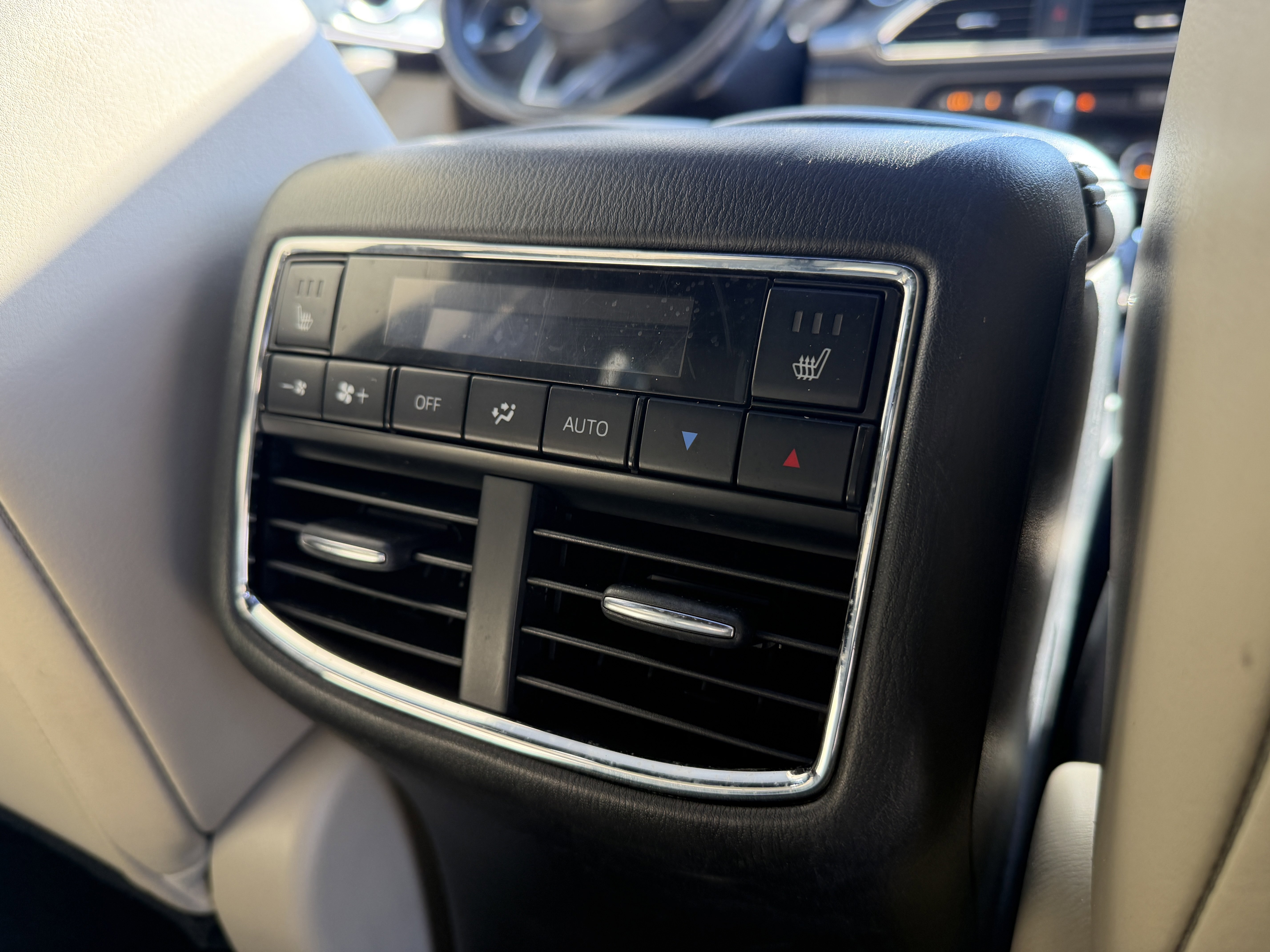 Used 2018 MAZDA CX-9 Grand Touring image 27