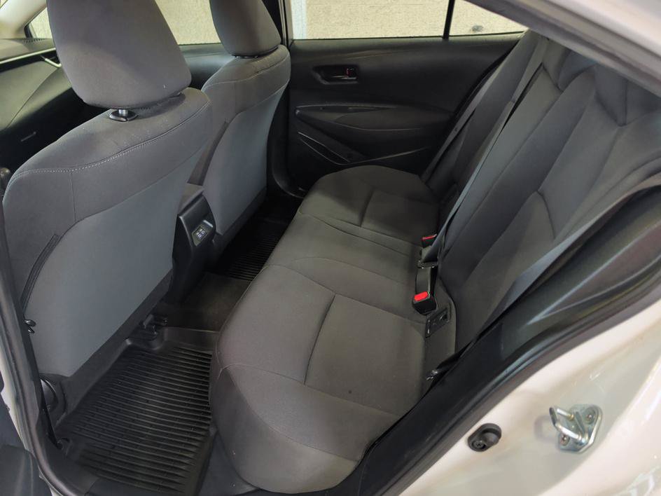 Used 2023 Toyota Corolla LE w/ LE Convenience Package FWD image 9