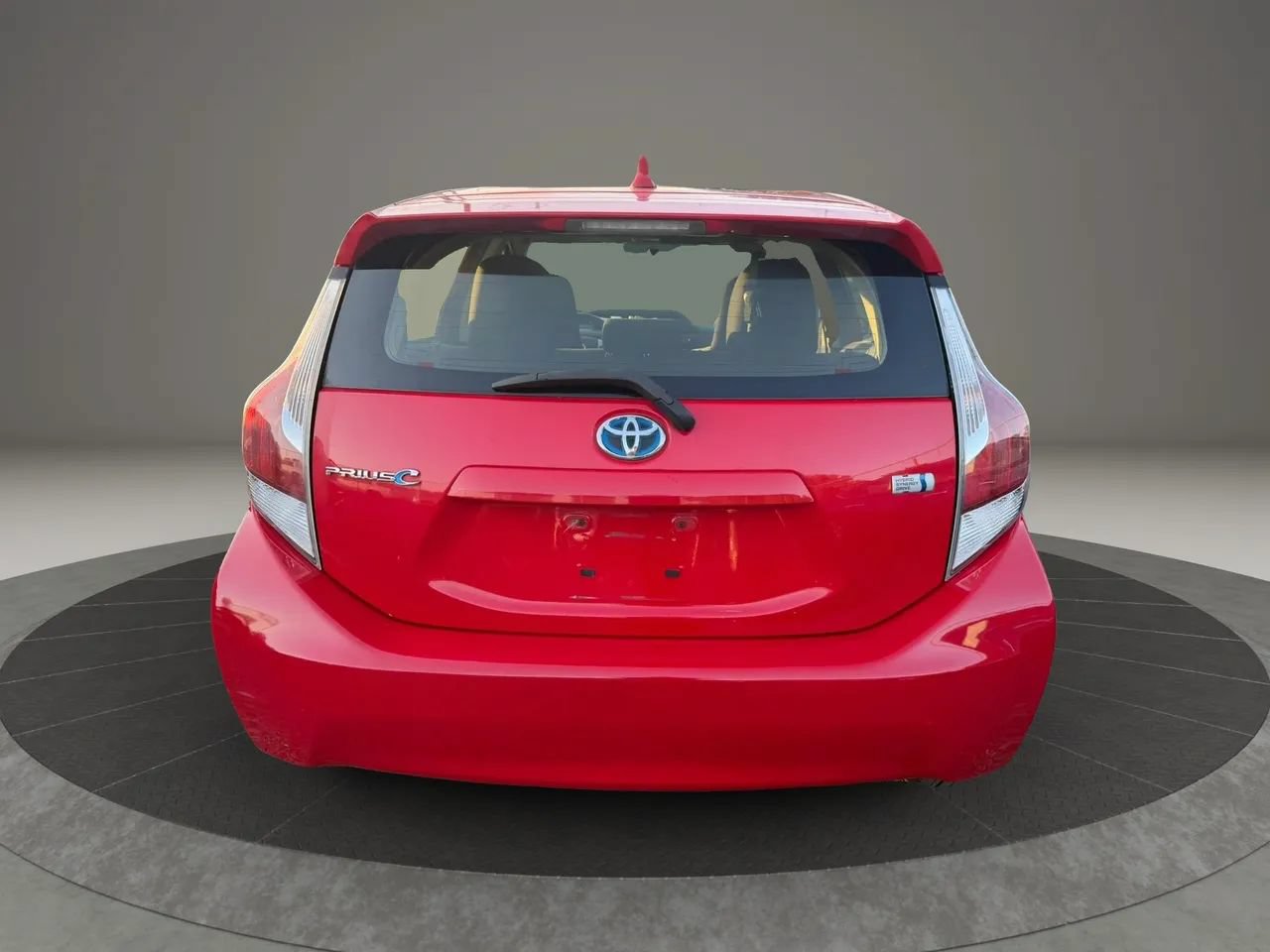 Used 2015 Toyota Prius C One FWD image 6