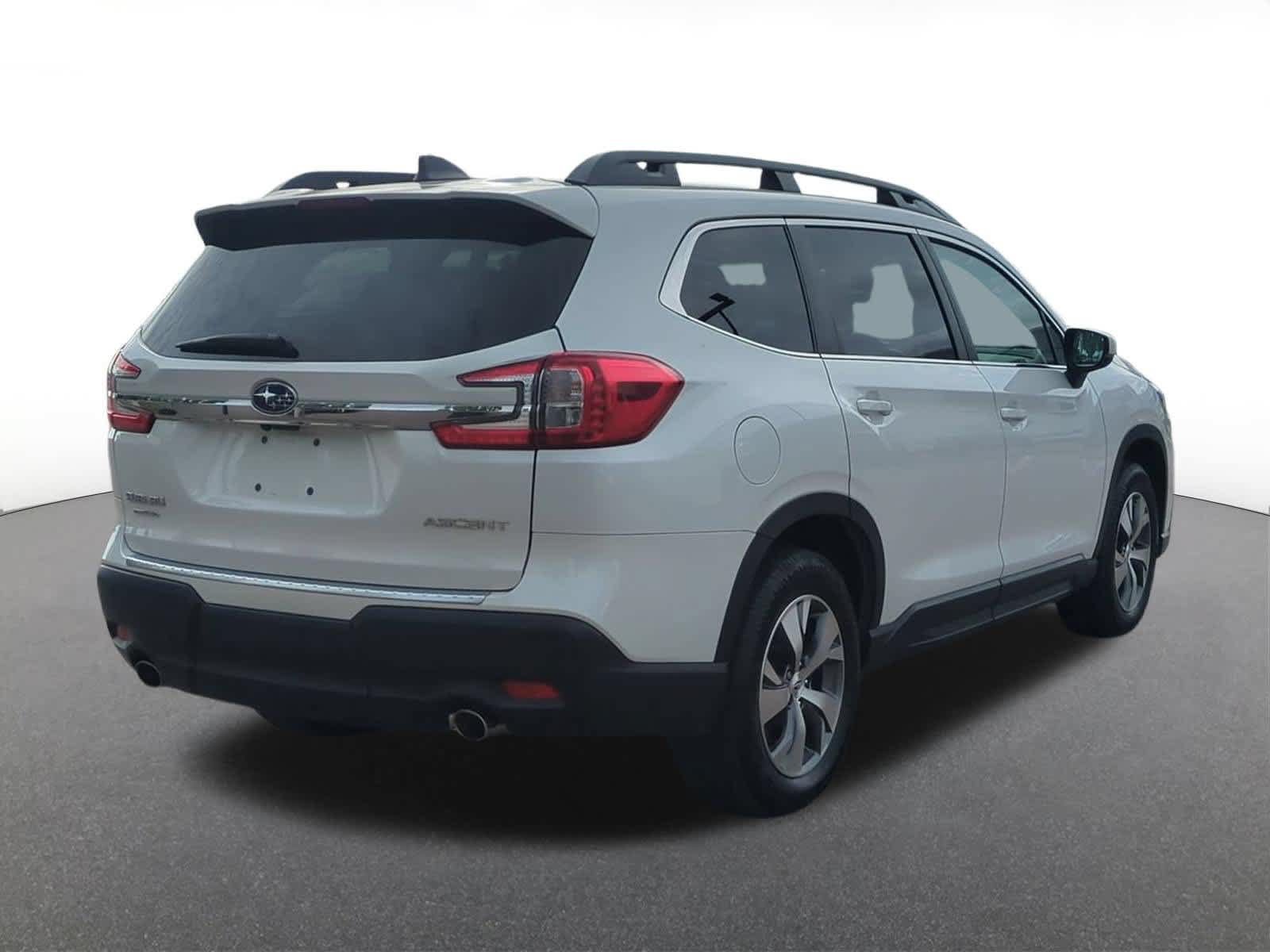 Certified 2024 Subaru Ascent Premium w/ Convenience Package AWD/4WD image 6