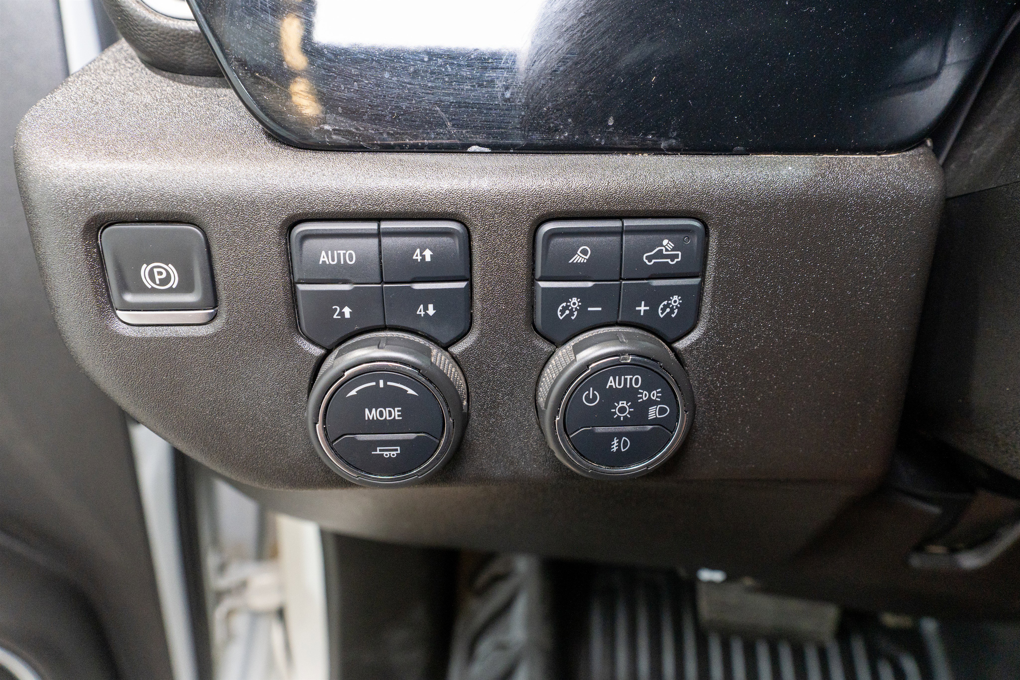 Used 2024 Chevrolet Silverado 3500 LT w/ Convenience Package AWD/4WD image 32