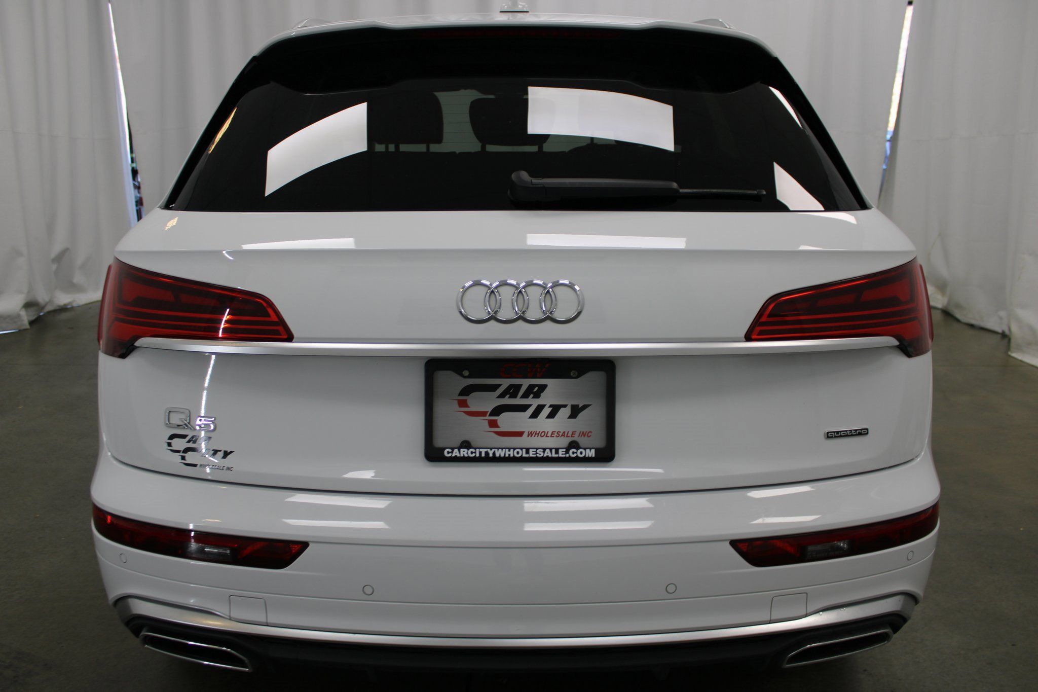 Used 2022 Audi Q5 2.0T Premium w/ Convenience Package image 7