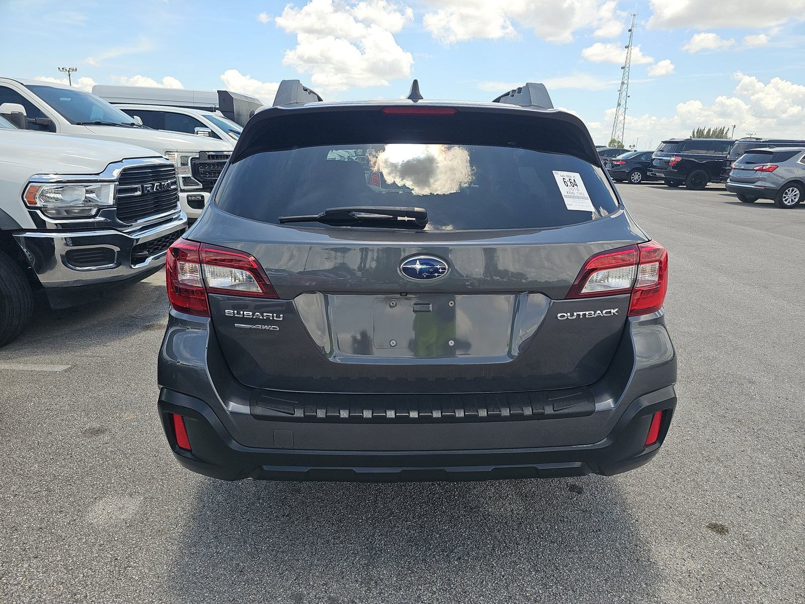 Used 2018 Subaru Outback 2.5i Premium AWD/4WD image 7