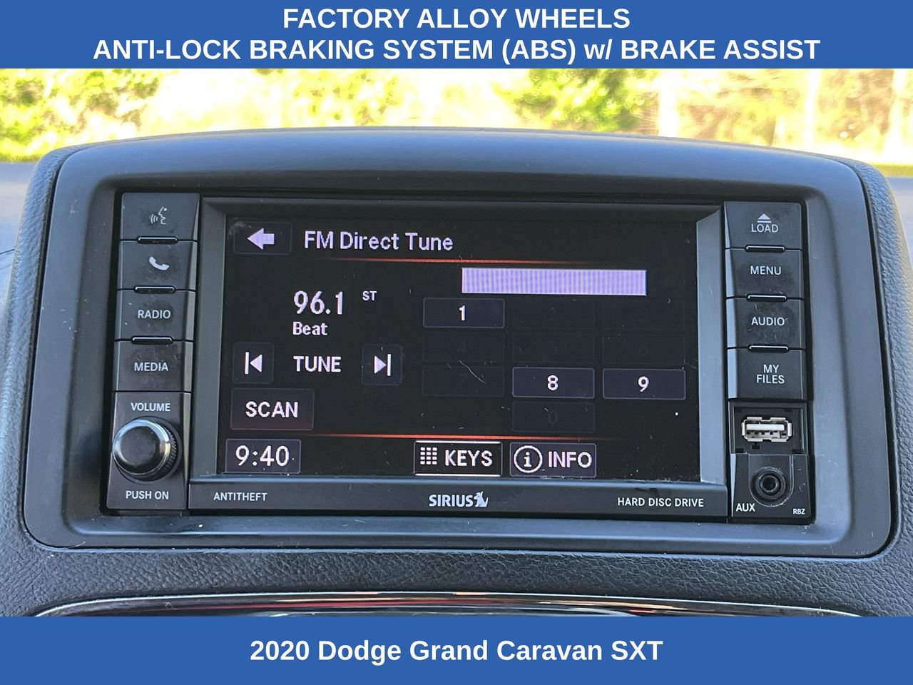 Used 2020 Dodge Grand Caravan SXT image 4