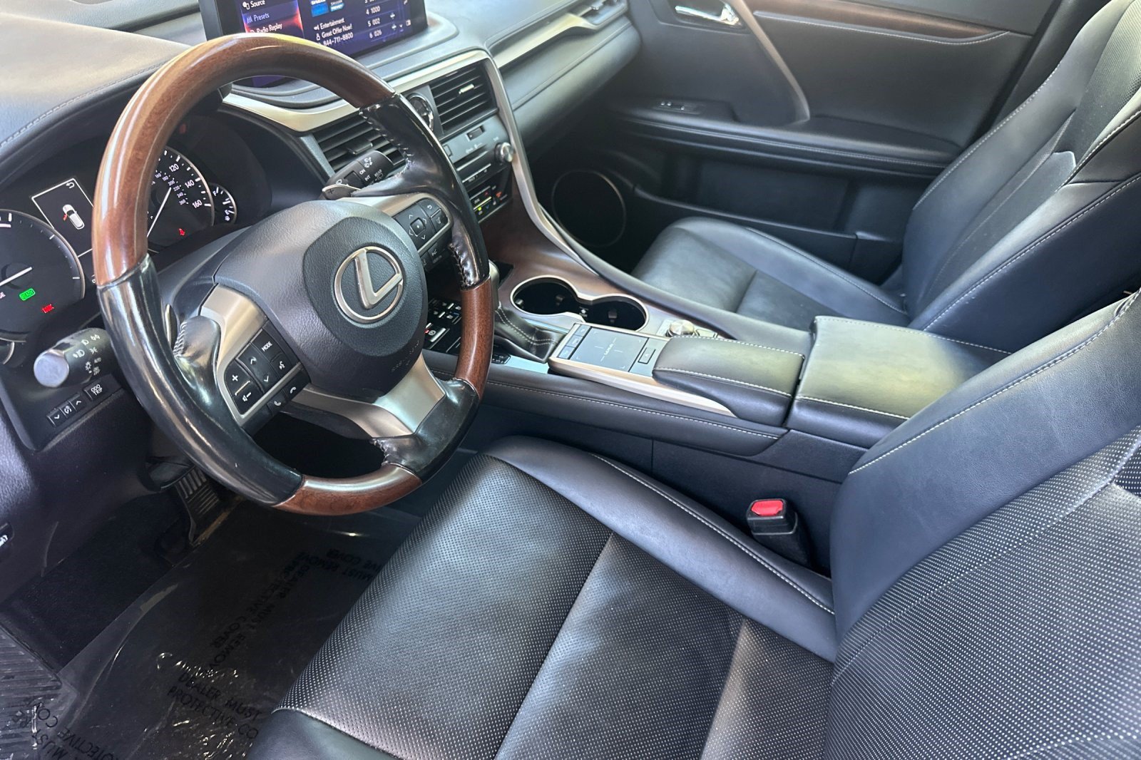 Used 2020 Lexus RX 450h AWD w/ Premium Package image 4
