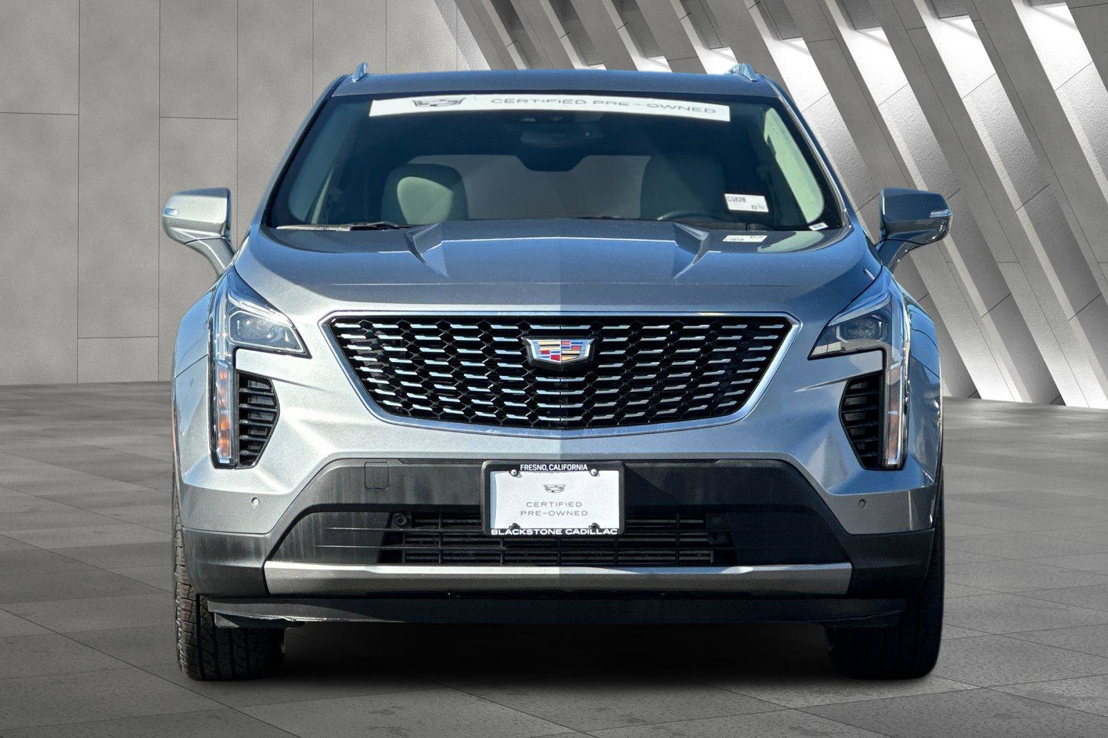 Certified 2023 Cadillac XT4 Premium Luxury image 9